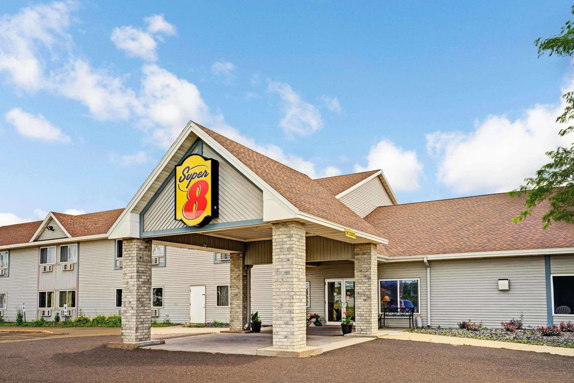 Hotel Baymont By Wyndham Baldwin Exterior foto