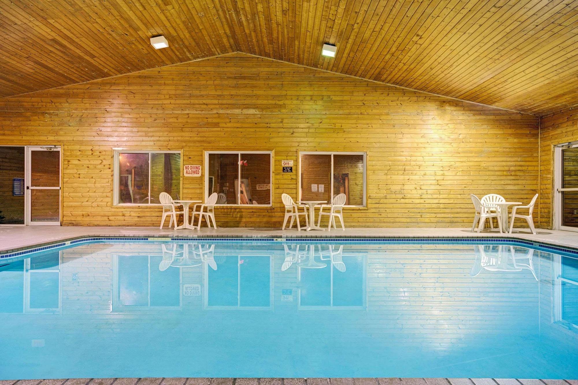 Hotel Baymont By Wyndham Baldwin Exterior foto